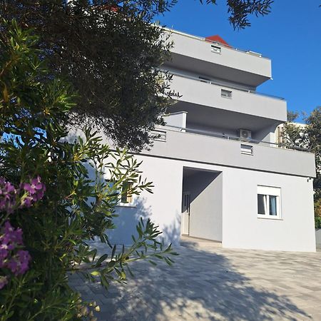 Apartments Miki 2 Novalja Dış mekan fotoğraf